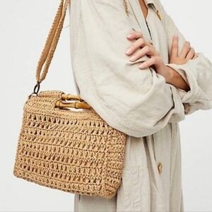 FREE PEOPLE Dreamland Straw Clutch Crossbody Purse. Bamboo Tan Color Bag